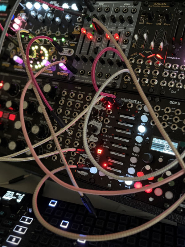 XAKT_start_mod-01